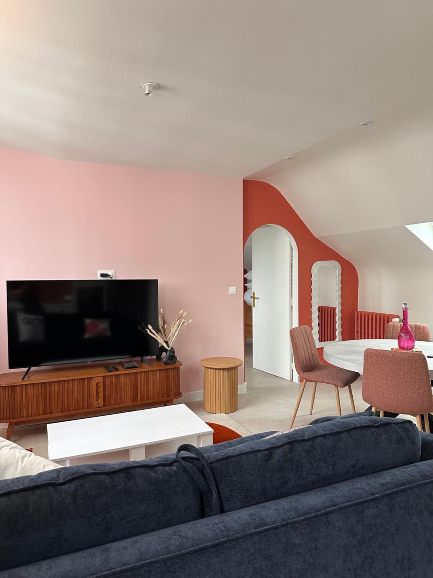 Grand Appartement Ultra Moderne Plein Centre, Plage A Pieds, Avec Parking Конкарно Экстерьер фото